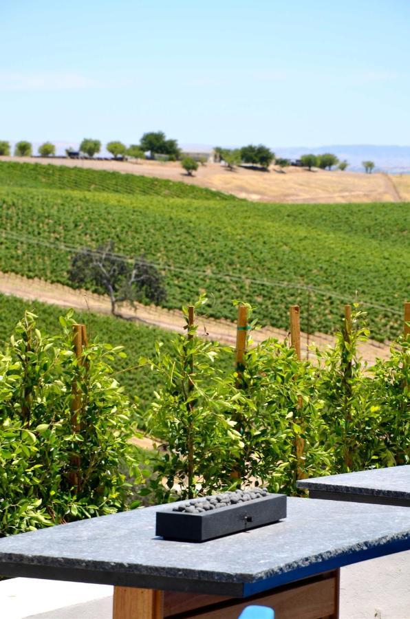 Sirena Vineyard Resort Paso Robles Exterior photo